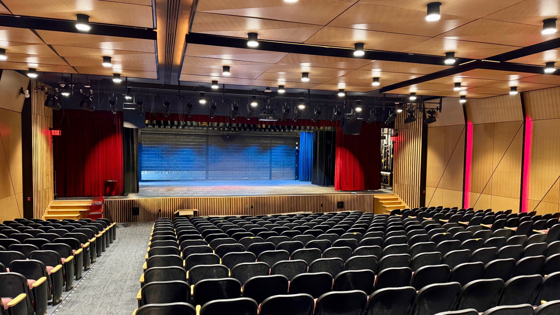 Lisha Kill Middle School Auditorium
